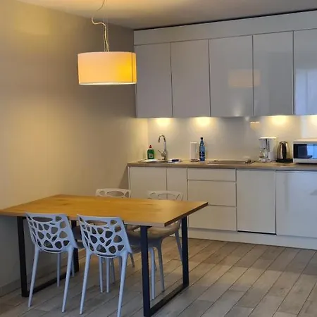 Apartment Czarna Gora Is17 Sienna (Klodzko)