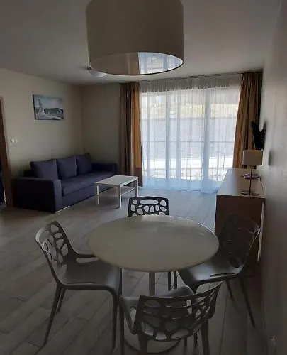 Apartment Czarna Gora Is17 *